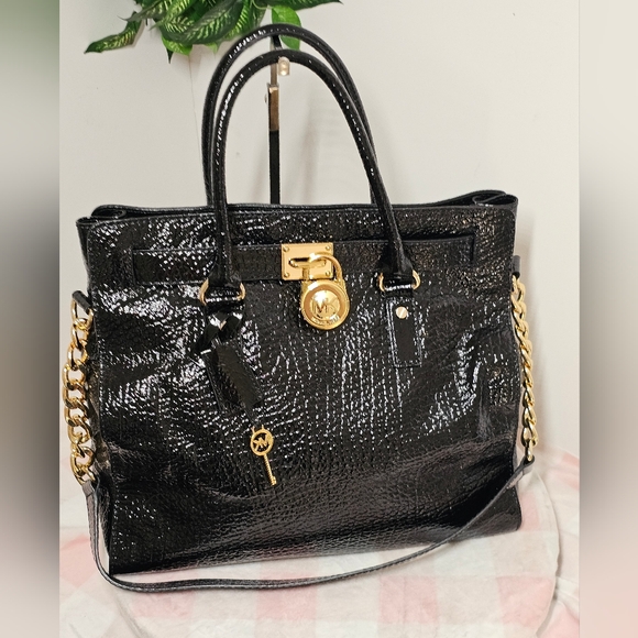 EUC Michael kors Leather Shoulder /Crossbody bag - Picture 1 of 15